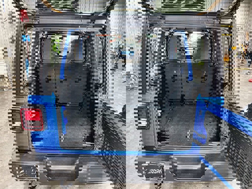 Used 2024 Jeep Wrangler Sport S image 25