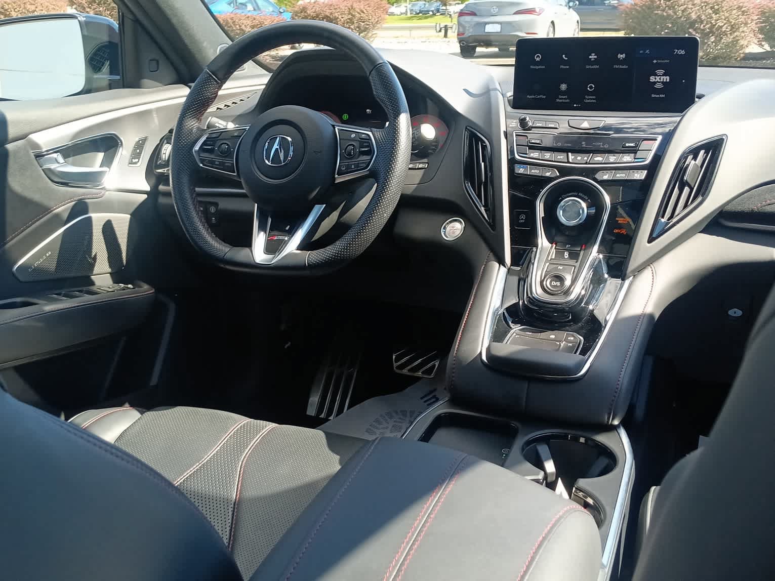 Used 2025 Acura RDX w/ Advance Package AWD/4WD image 24