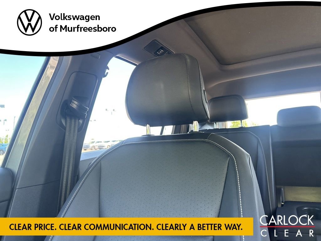 Used 2021 Volkswagen Tiguan SE FWD image 22