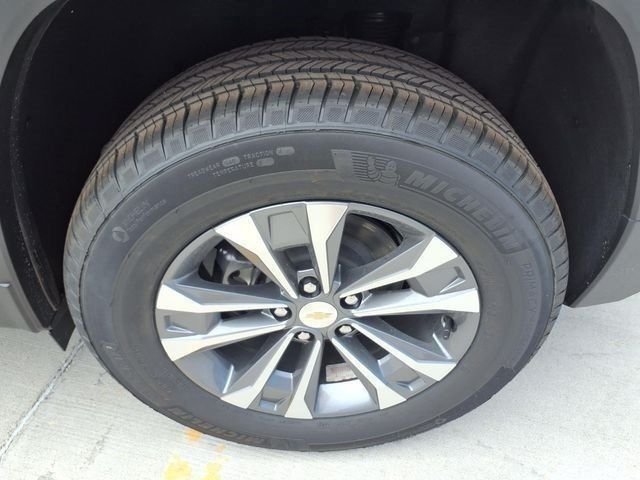 New 2026 Chevrolet Equinox LT w/ Safety and Technology Package AWD/4WD image 6