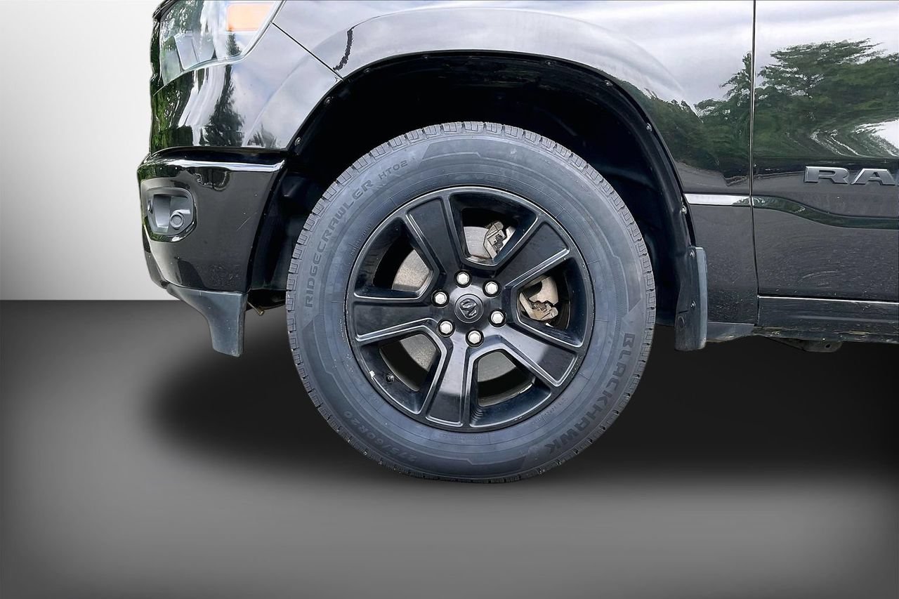 Used 2022 RAM 1500 Big Horn AWD/4WD image 32