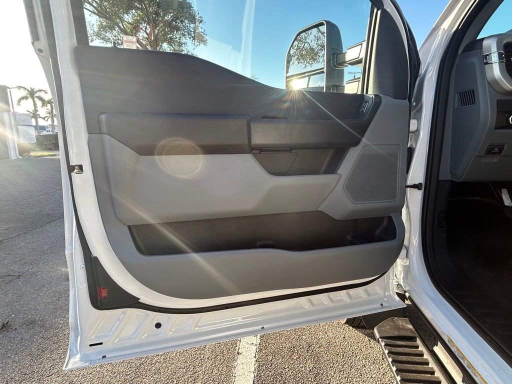 New 2026 Ford F450 XL image 30