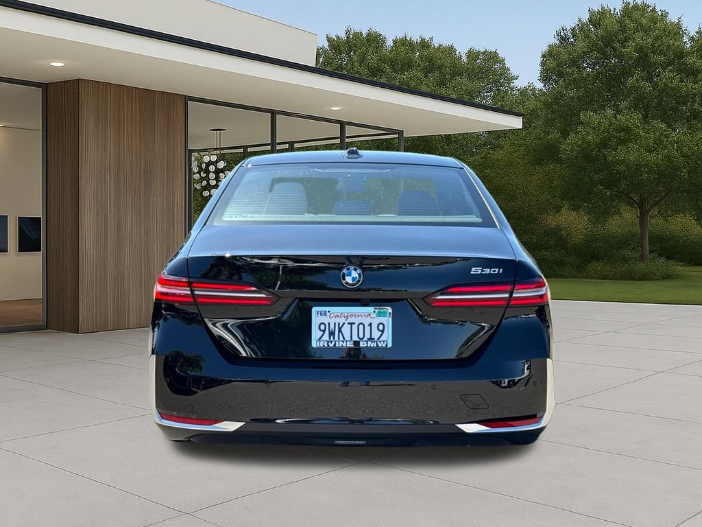 Used 2026 BMW 530i w/ Premium Package RWD image 10