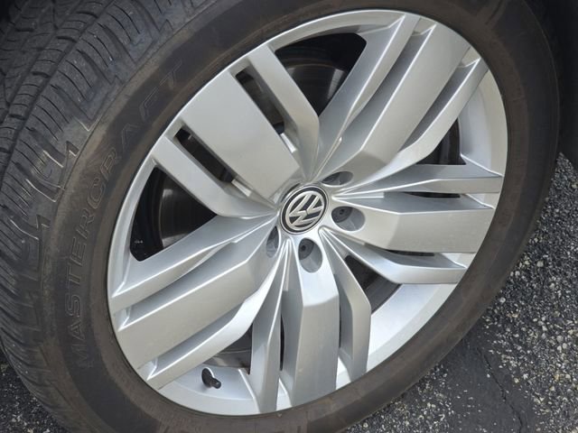Used 2020 Volkswagen Atlas SEL AWD/4WD image 11
