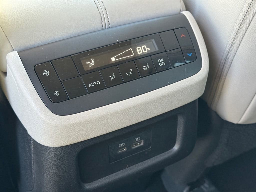 Certified 2025 Nissan Pathfinder SL image 13