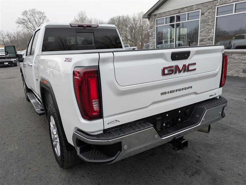 Used 2021 GMC Sierra 2500 SLT w/ SLT Premium Package image 5