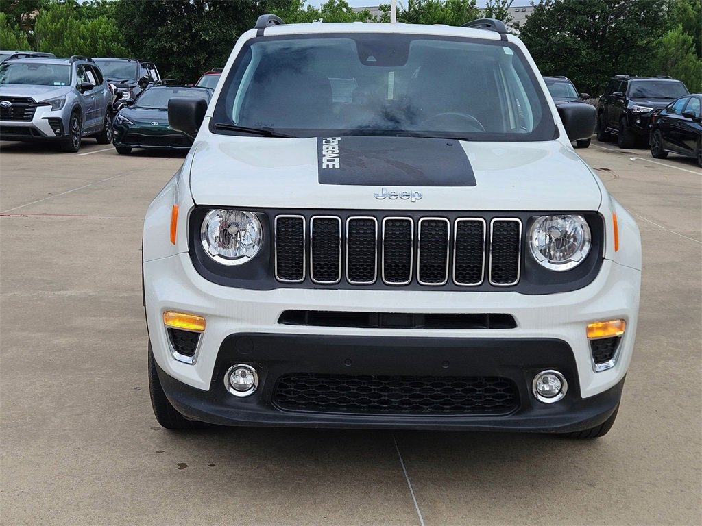 Used 2022 Jeep Renegade Latitude w/ Convenience Group image 3