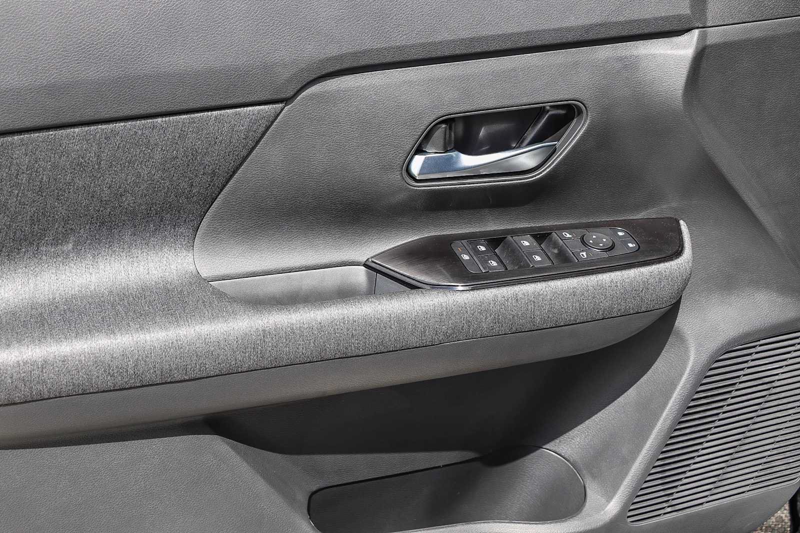 New 2027 Nissan Kicks SV FWD image 20
