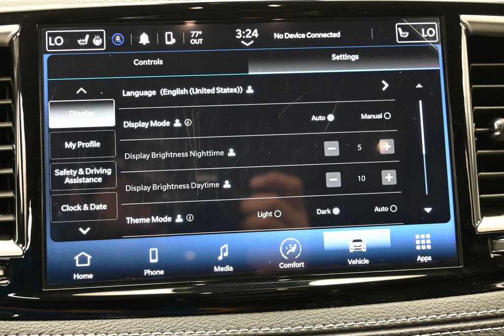 Used 2024 Chrysler Pacifica Touring-L FWD image 27
