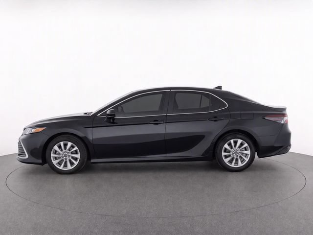 Used 2023 Toyota Camry LE FWD image 6