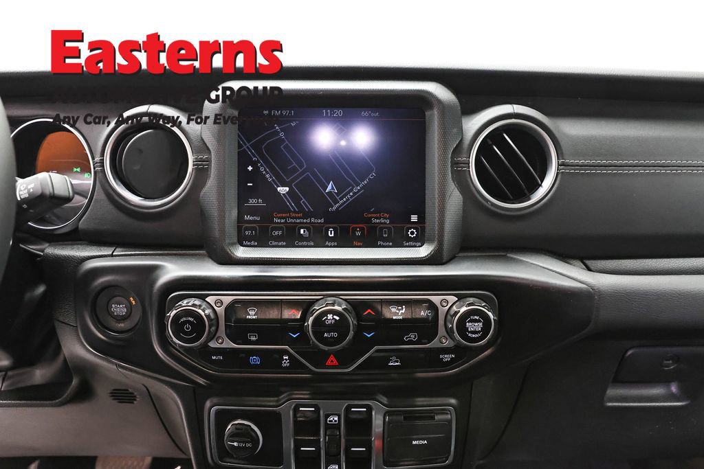 Used 2023 Jeep Wrangler Unlimited Sahara AWD/4WD image 12