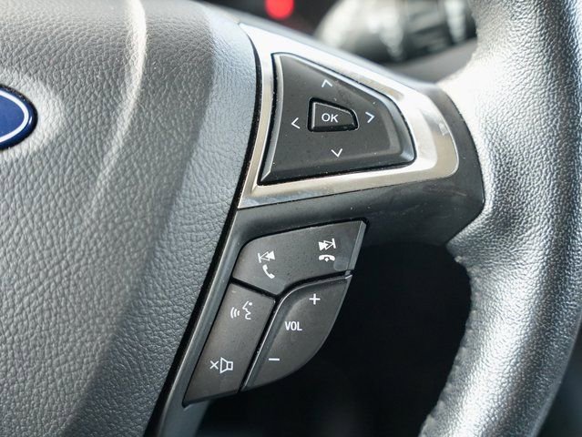 Used 2023 Ford Edge SEL image 18