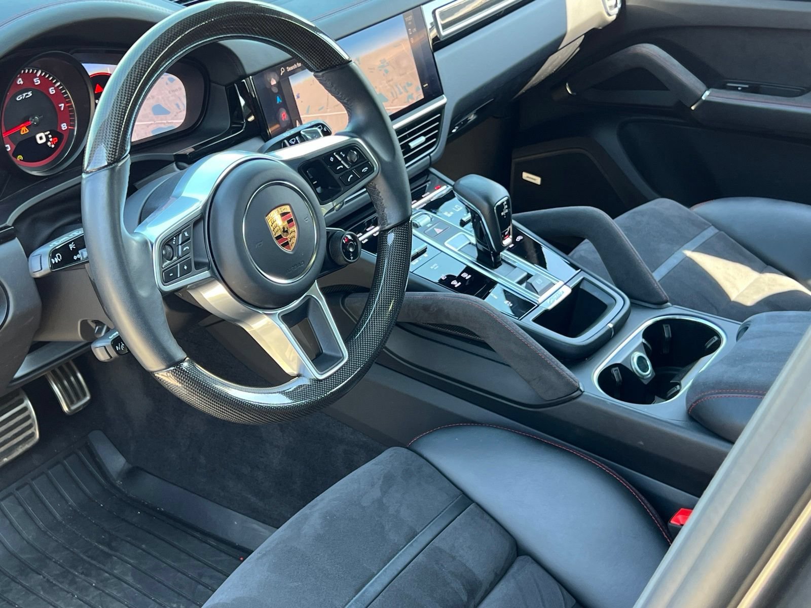 Certified 2023 Porsche Cayenne GTS AWD/4WD image 4