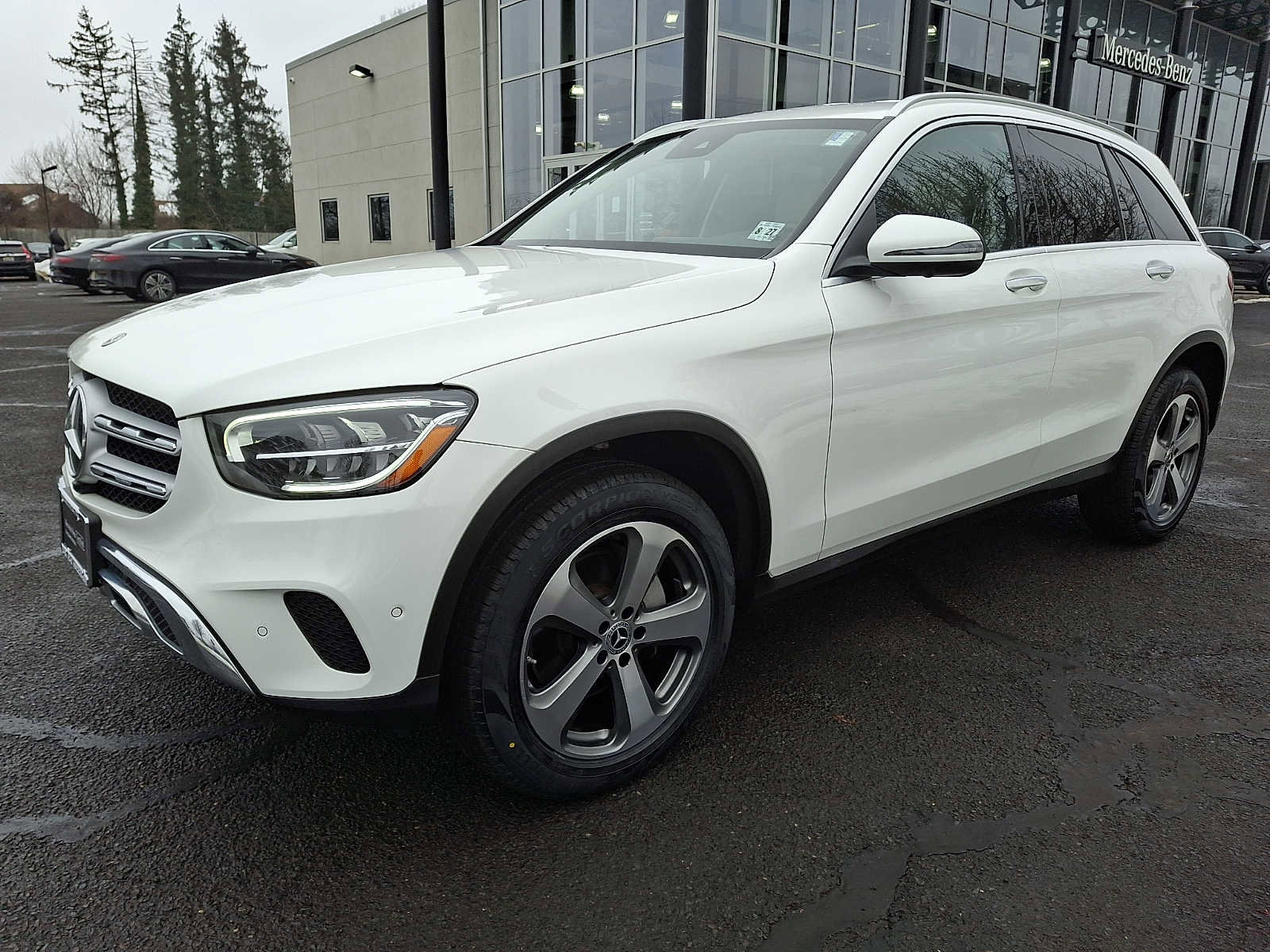 Certified 2022 Mercedes-Benz GLC 300 4MATIC image 3