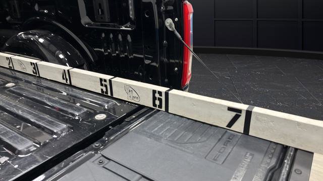 Used 2023 Ford F150 Platinum w/ FX4 Off-Road Package image 31