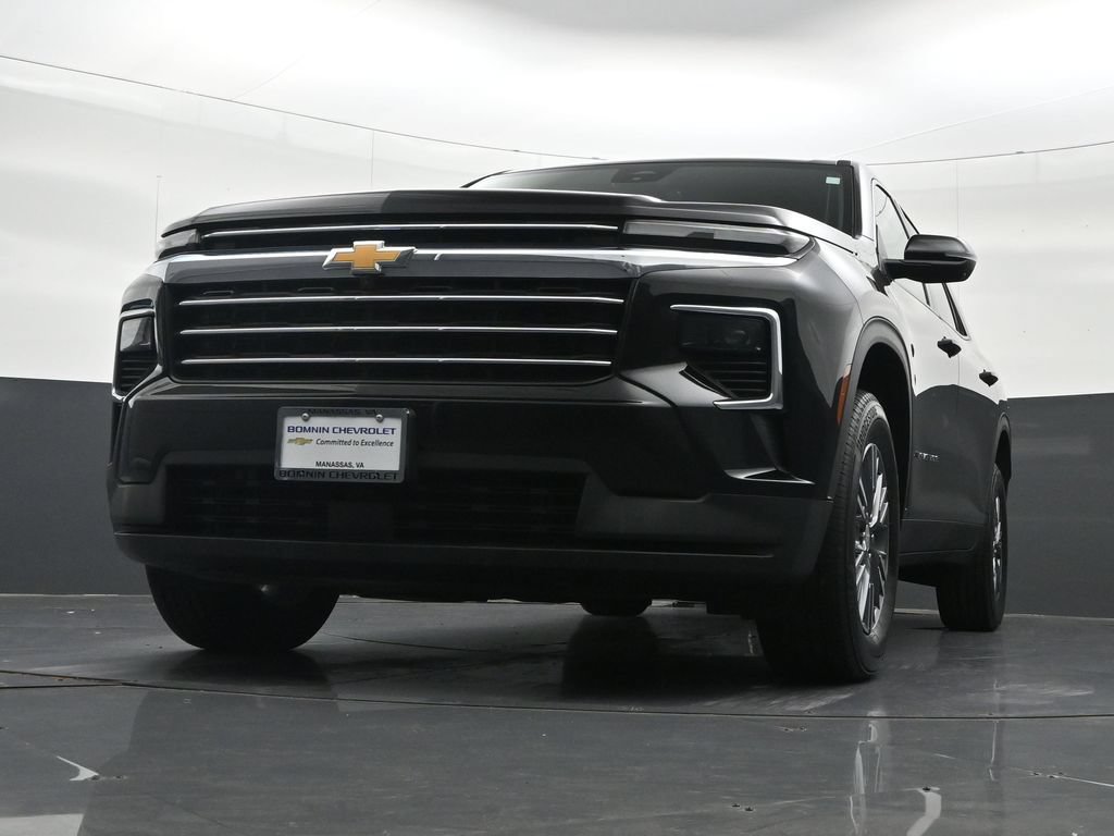 Certified 2026 Chevrolet Traverse LT w/ Driver Confidence Package FWD image 40