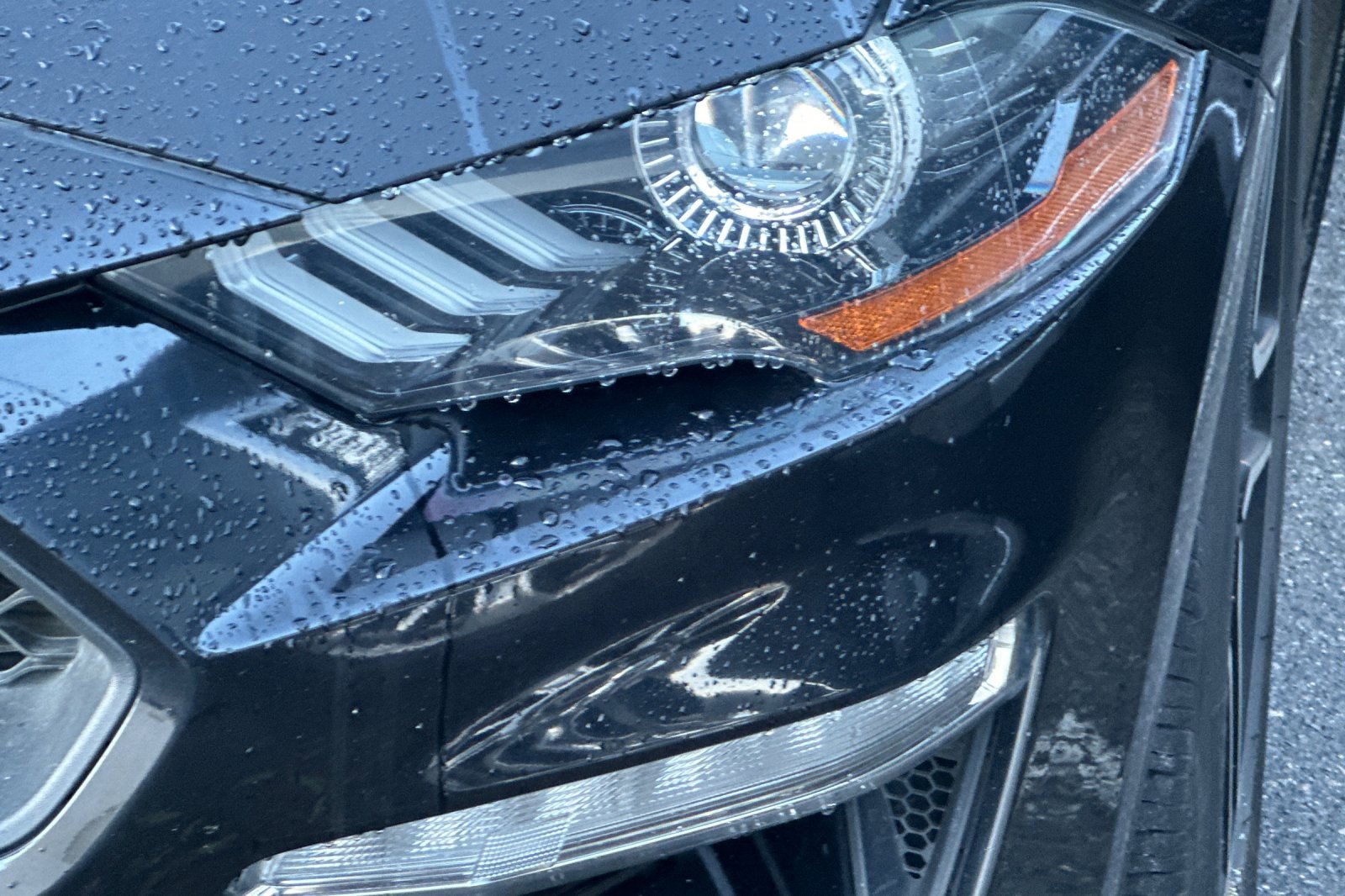 Used 2022 Ford Mustang Convertible w/ Equipment Group 101A image 10