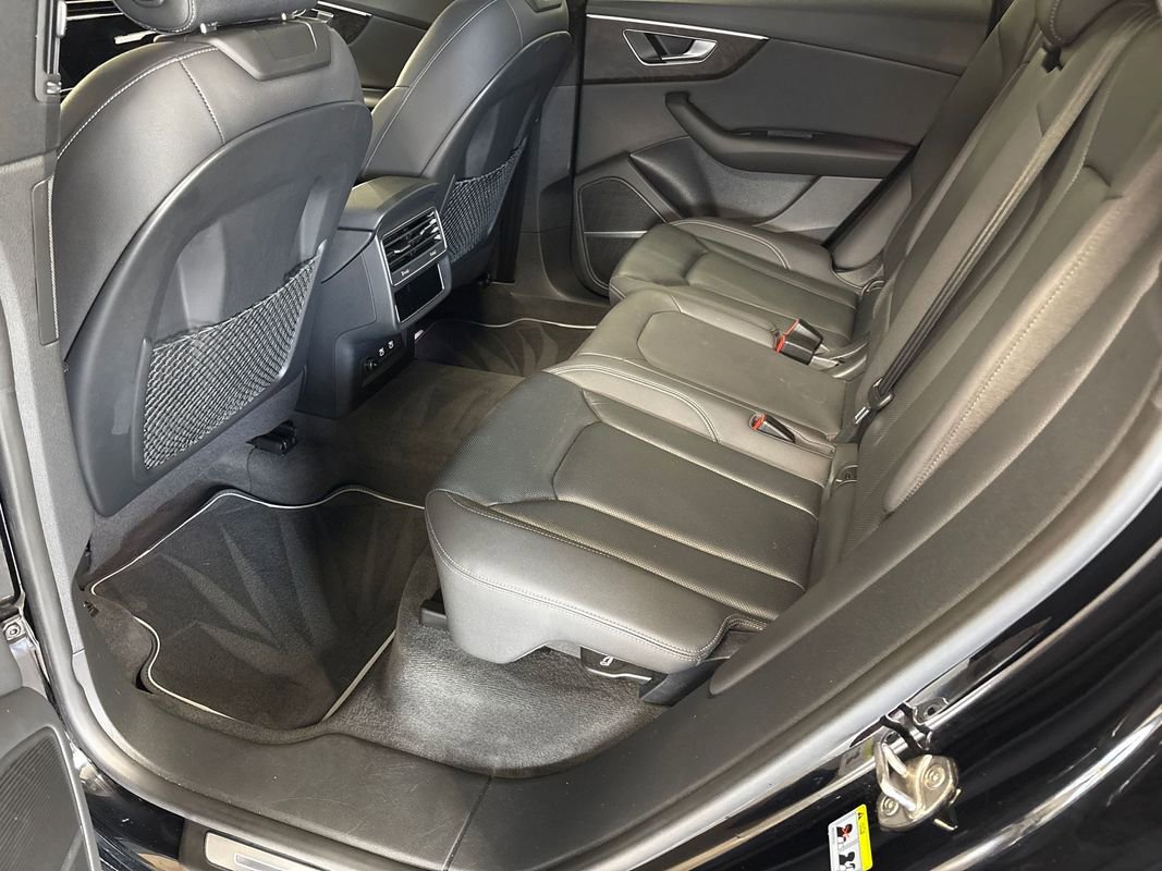 Used 2021 Audi Q8 Premium Plus image 42