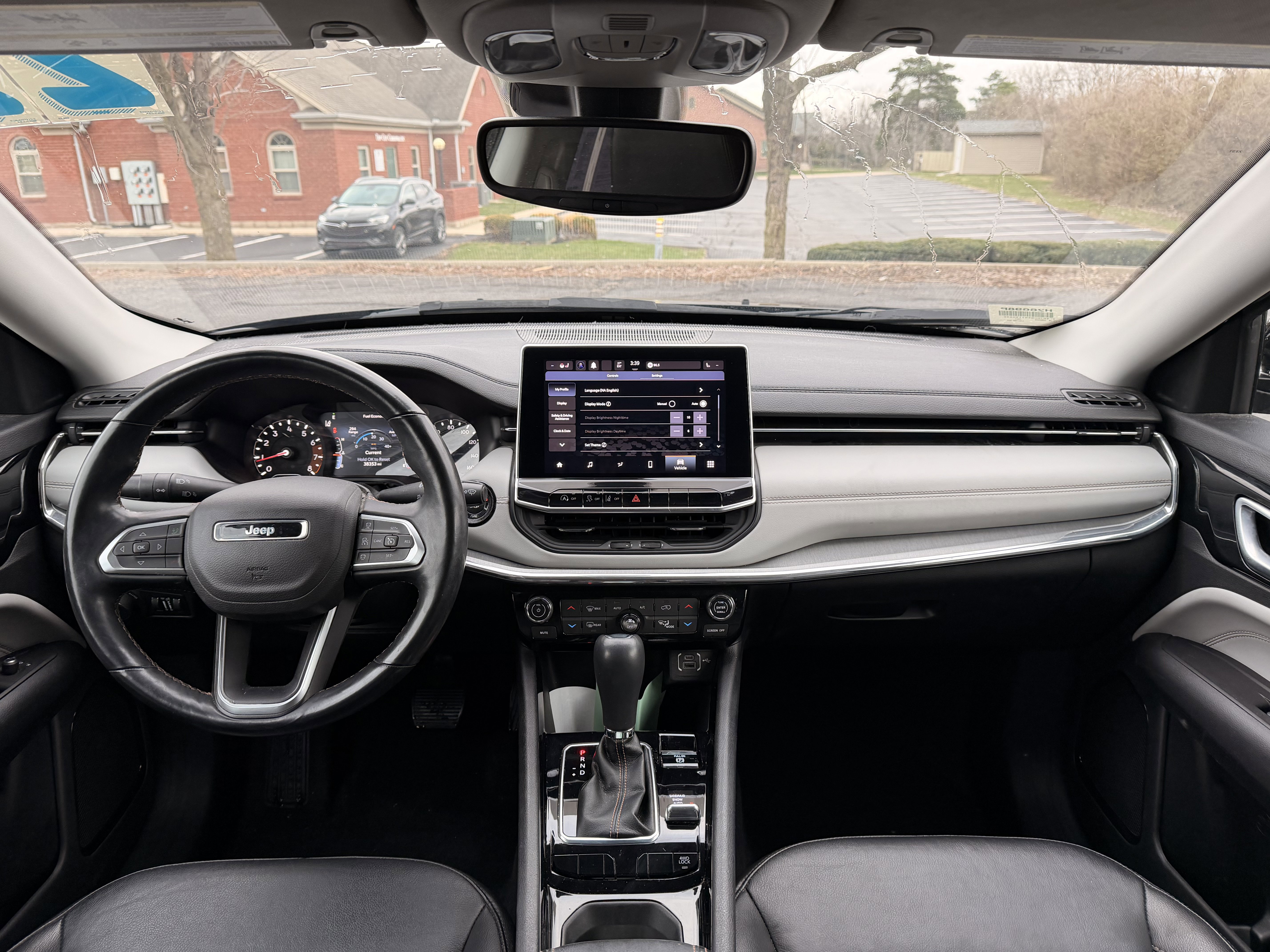 Used 2022 Jeep Compass Limited image 15