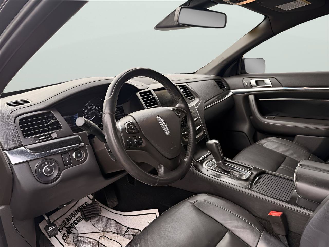 Used 2015 Lincoln MKS w/ Equipment Group 101A FWD image 11