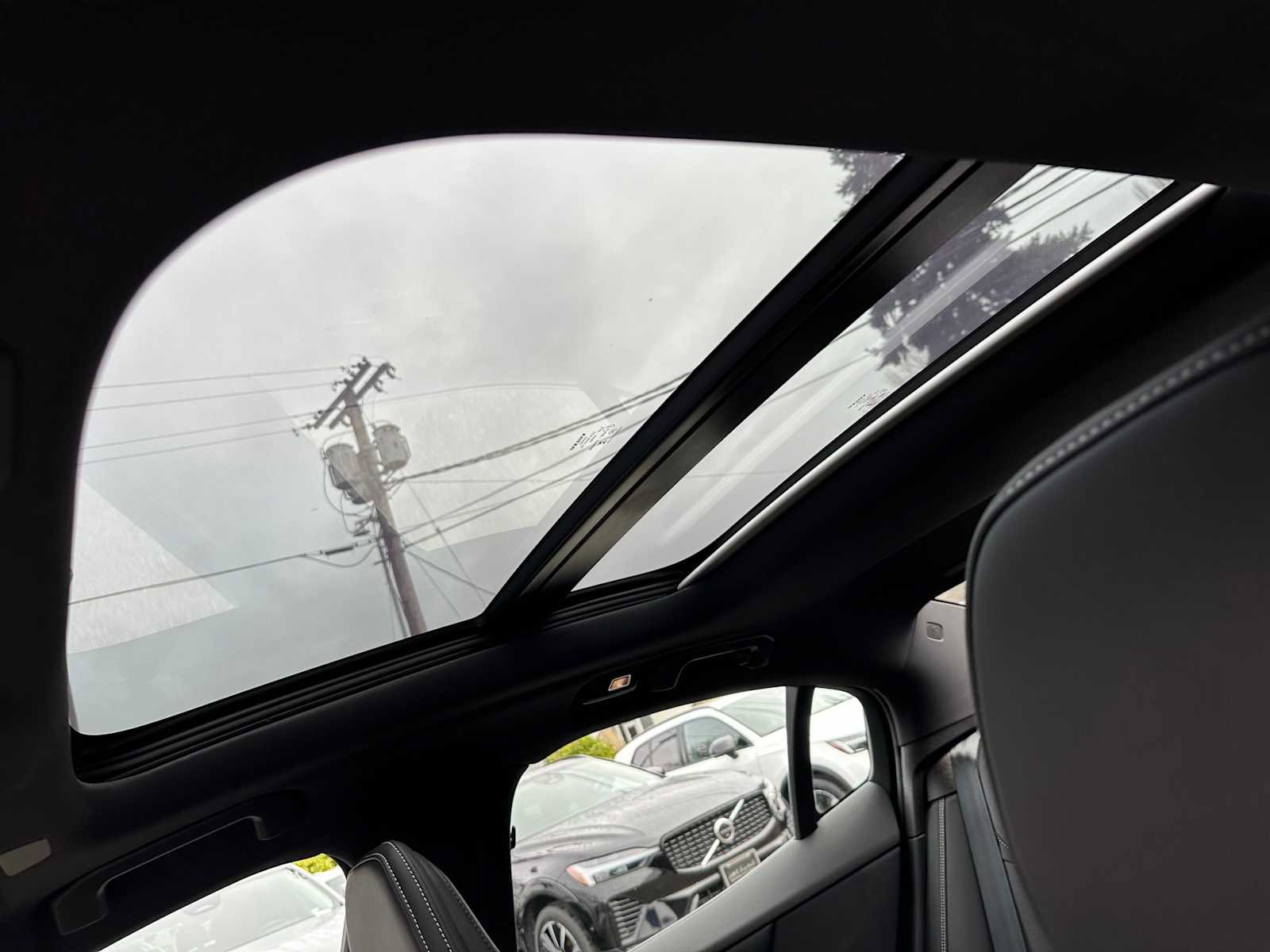 Certified 2024 Volvo S60 T8 Ultimate image 22