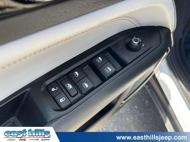 Certified 2022 Jeep Compass Limited AWD/4WD image 18