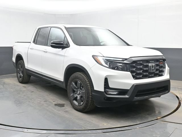 Used 2026 Honda Ridgeline TrailSport image 2