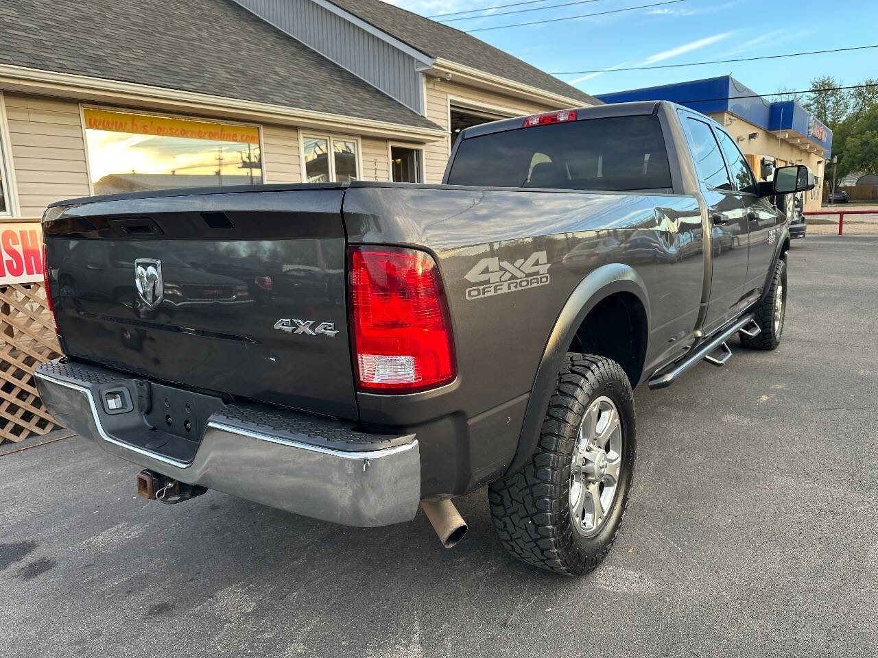 Used 2018 RAM 2500 Tradesman w/ Chrome Appearance Group image 8