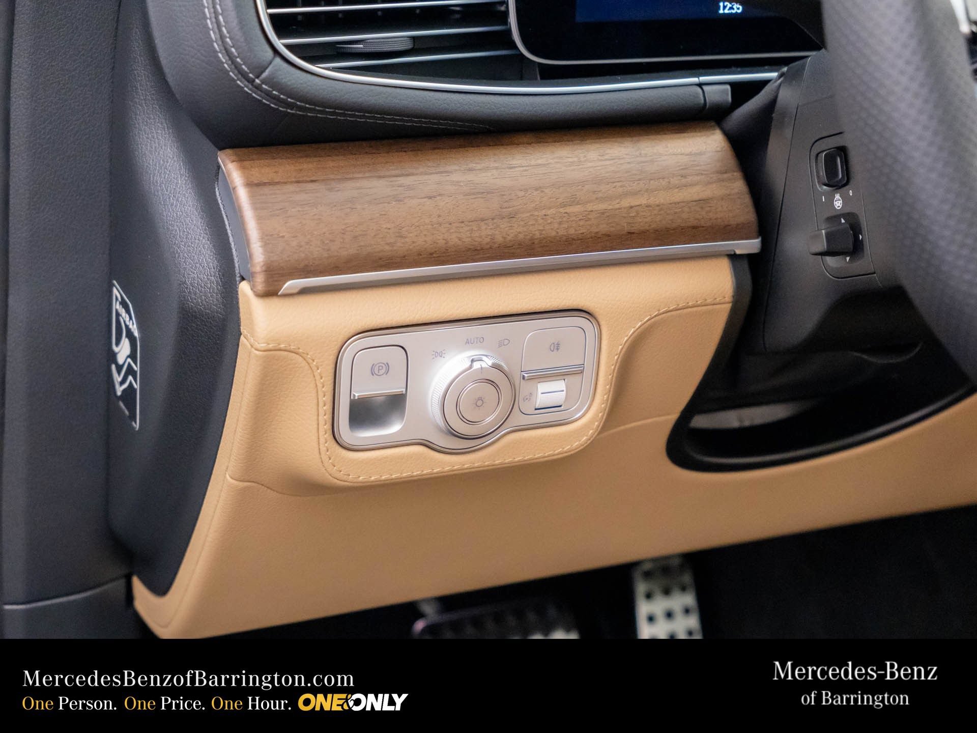 New 2026 Mercedes-Benz GLS 580 4MATIC image 23