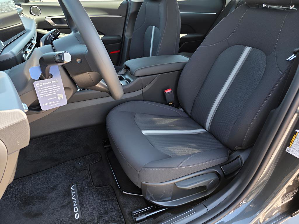 New 2026 Hyundai Sonata SE FWD image 13