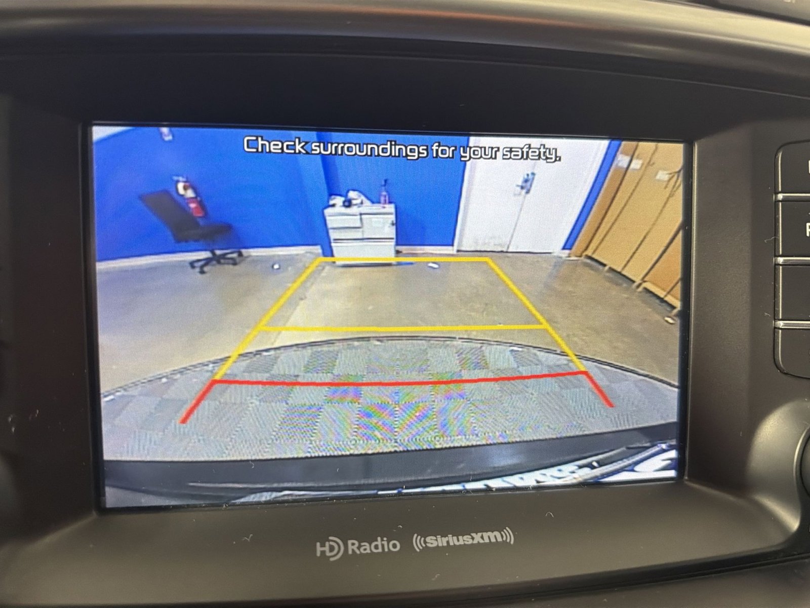 Used 2019 Kia Sorento LX w/ LX Convenience Package image 24