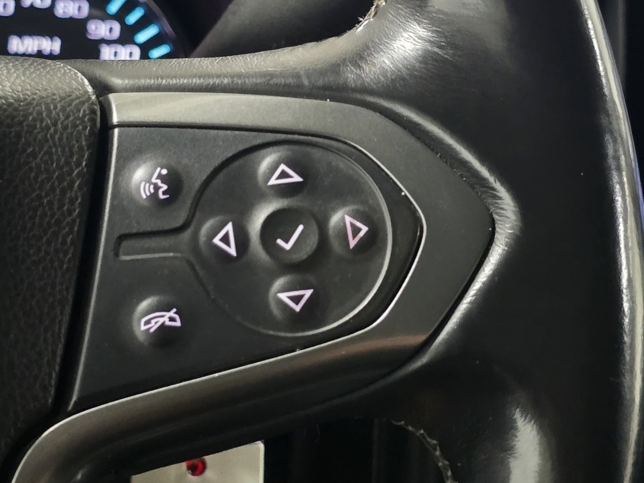 Used 2016 Chevrolet Silverado 1500 LTZ Z71 image 32