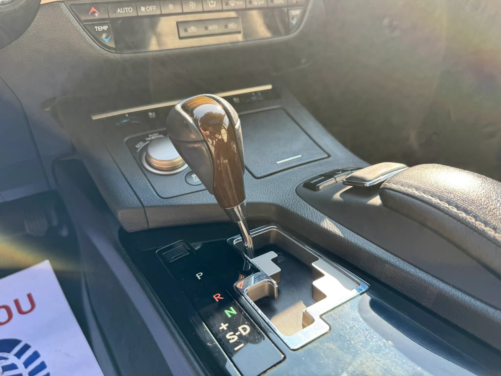 Used 2013 Lexus ES 350 w/ Luxury Pkg FWD image 21