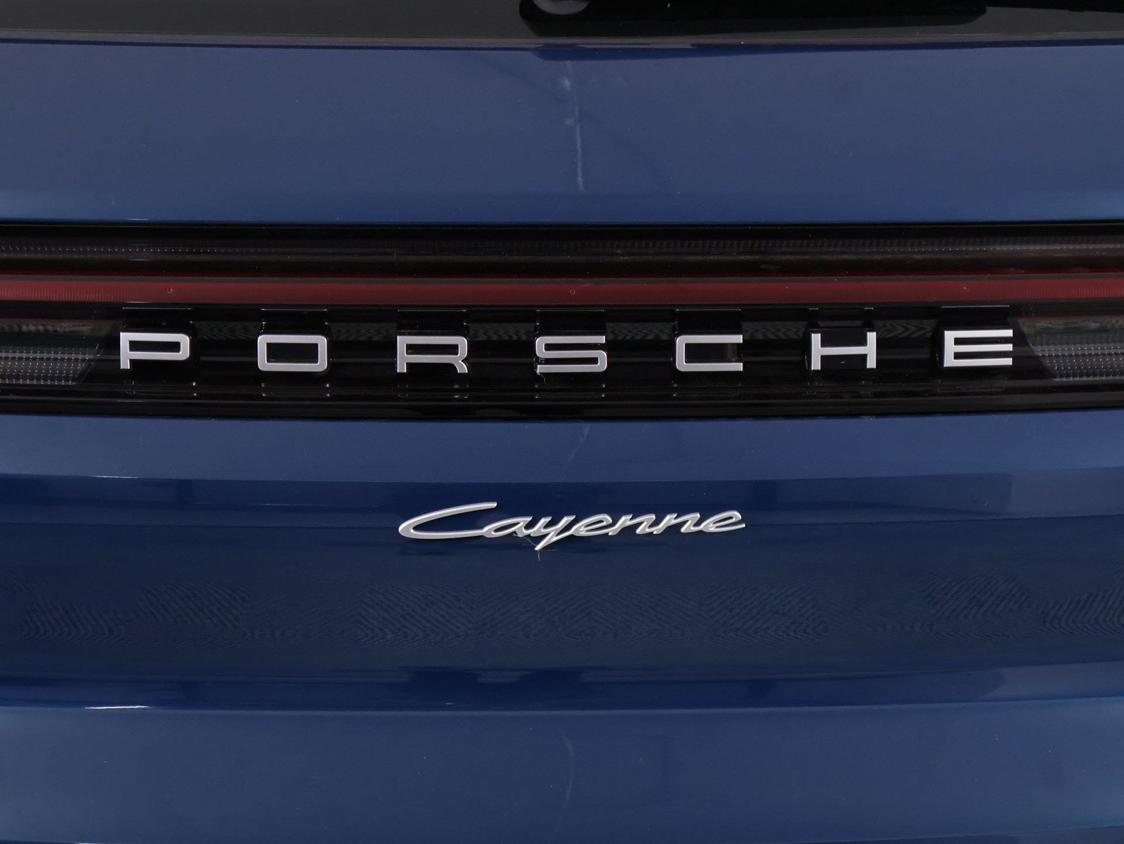 Certified 2026 Porsche Cayenne AWD/4WD image 22