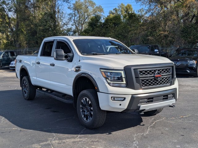 Used 2021 Nissan Titan PRO-4X w/ Pro-4x Convenience Package image 3