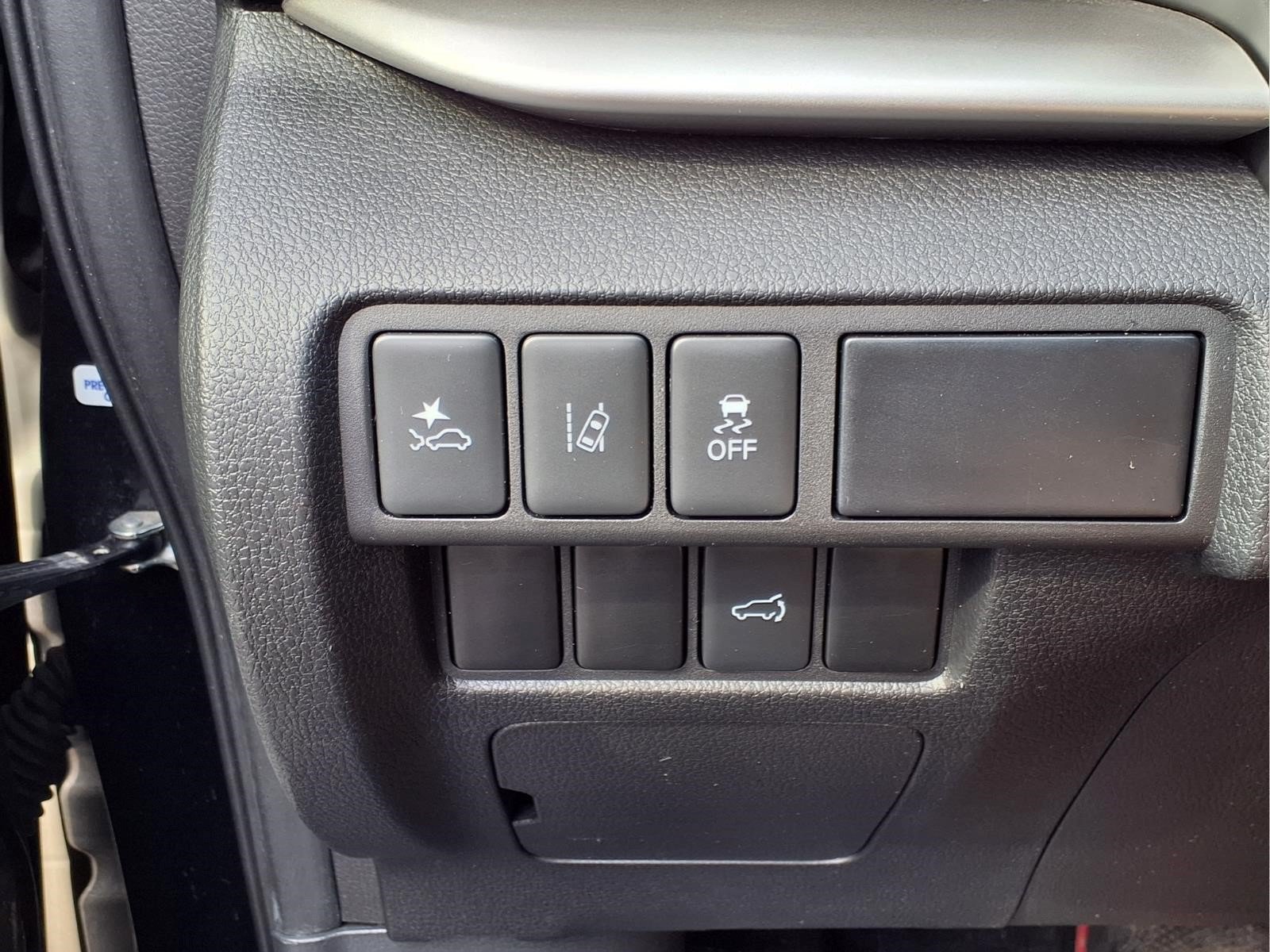 Used 2025 Mitsubishi Eclipse Cross SE AWD/4WD image 21