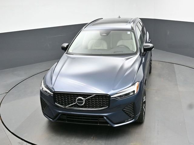 Used 2023 Volvo XC60 B5 Ultimate w/ Protection Package Premier FWD image 44