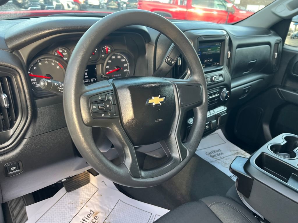 Used 2025 Chevrolet Silverado 1500 Custom w/ Turbomax Blackout Package image 10