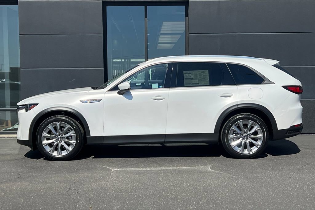 New 2026 MAZDA CX-90 Plug-In Hybrid w/ Preferred AWD/4WD image 8