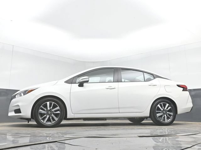 Used 2020 Nissan Versa SV FWD image 40