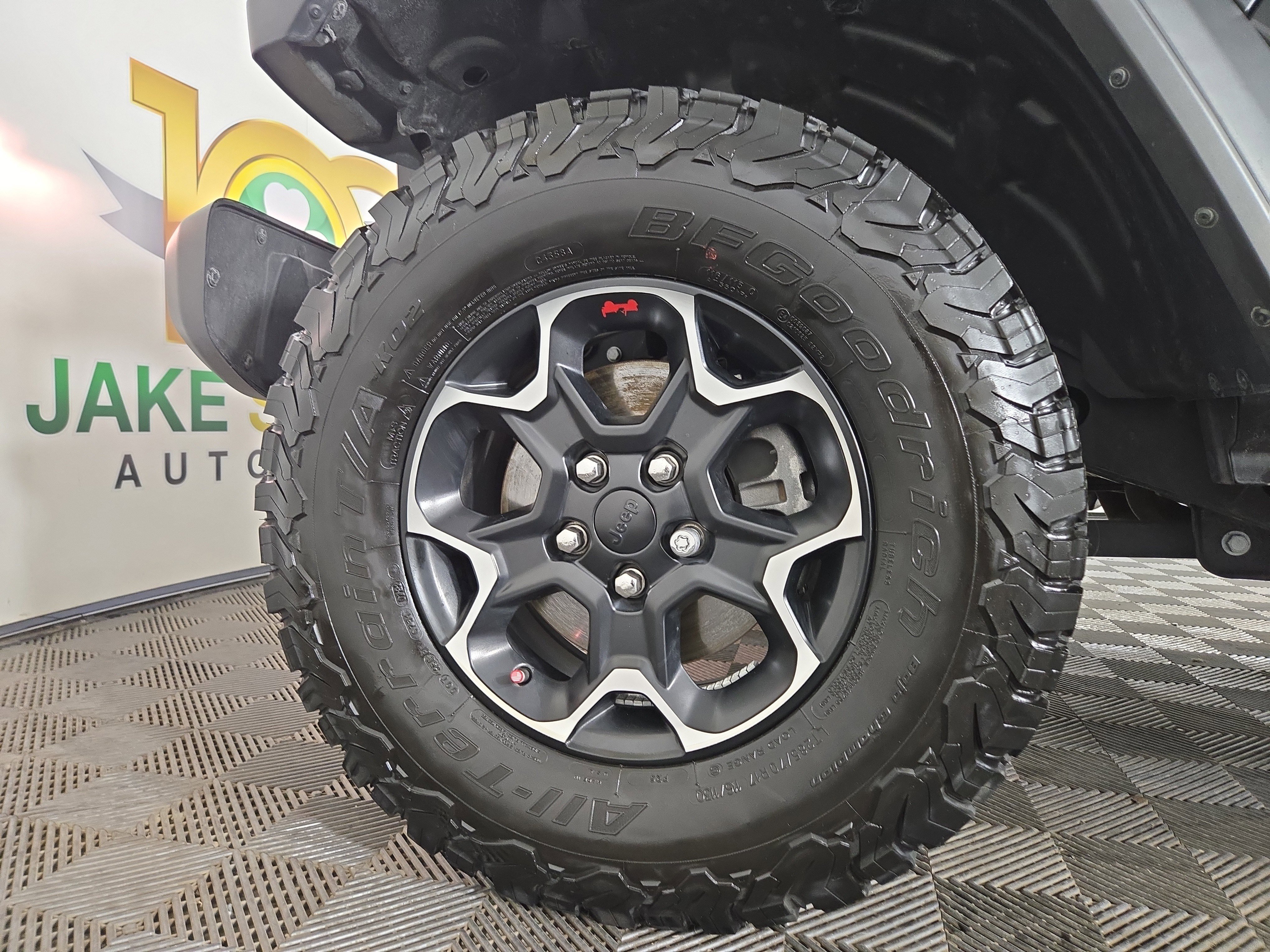 Certified 2023 Jeep Wrangler Unlimited Rubicon w/ Cold Weather Group image 35