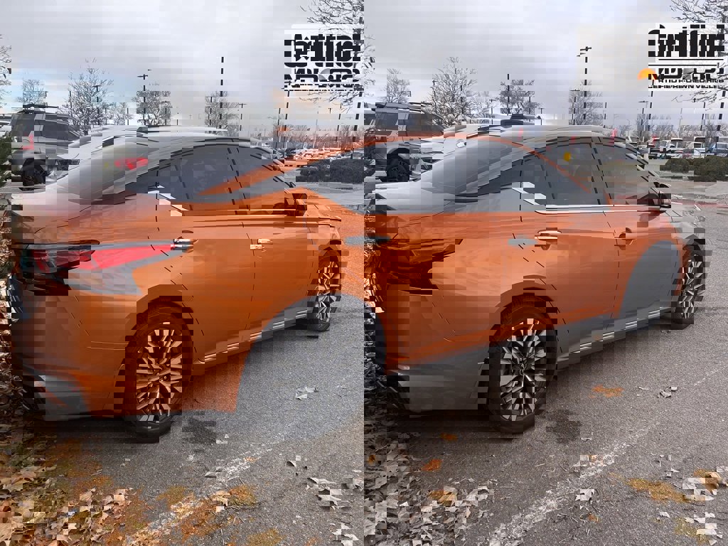 Used 2023 Nissan Altima 2.5 SV w/ SV Premium Package image 3