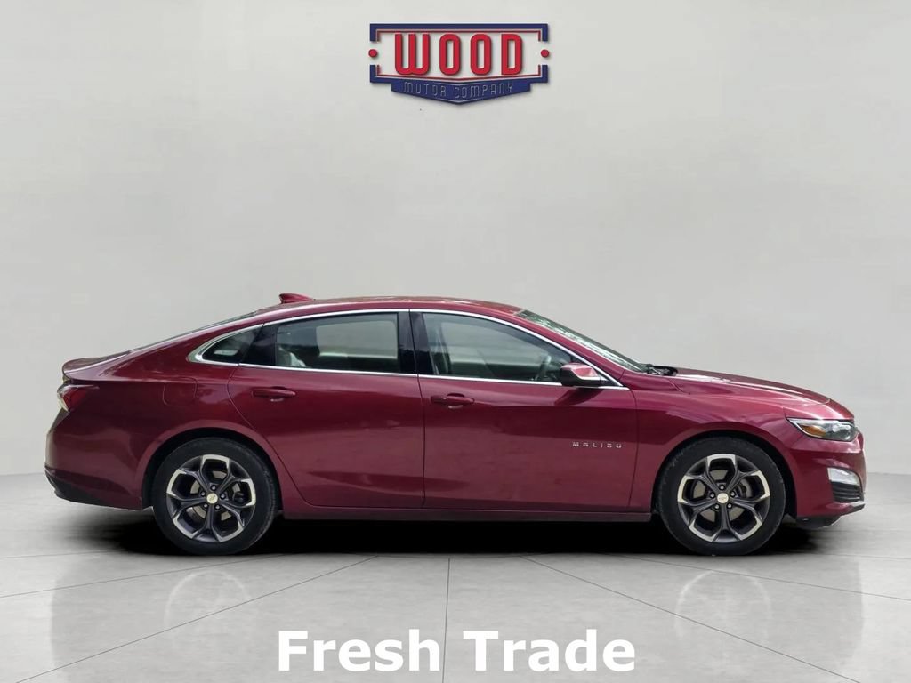 Used 2021 Chevrolet Malibu LT FWD image 2