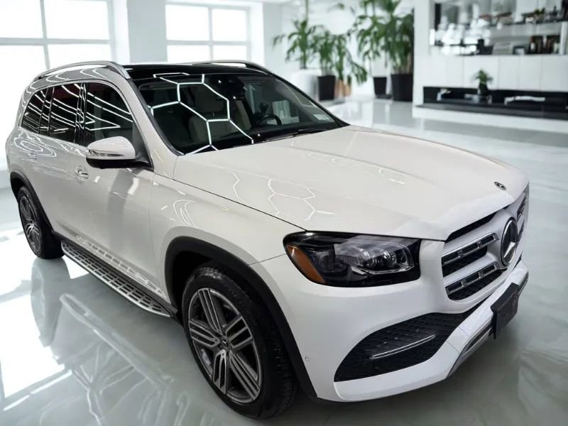 Used 2022 Mercedes-Benz GLS 450 4MATIC image 3