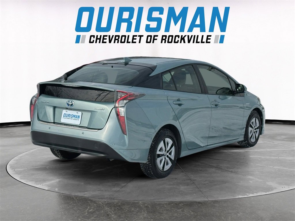 Used 2017 Toyota Prius Three image 6