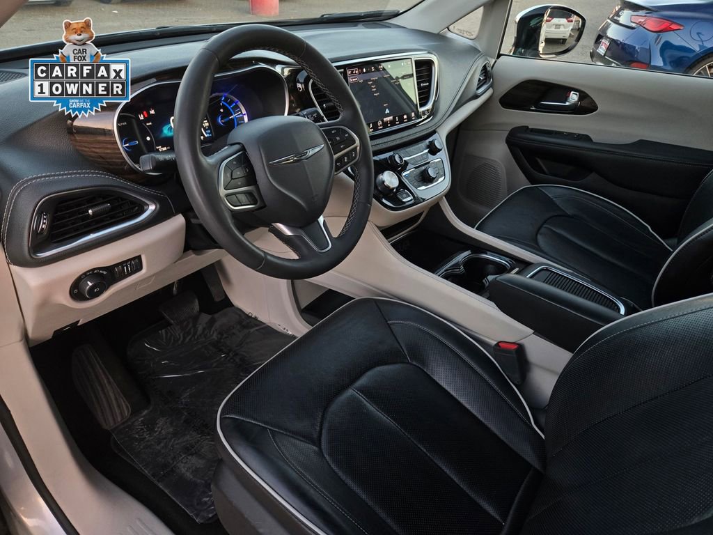 Used 2023 Chrysler Pacifica Limited FWD image 10