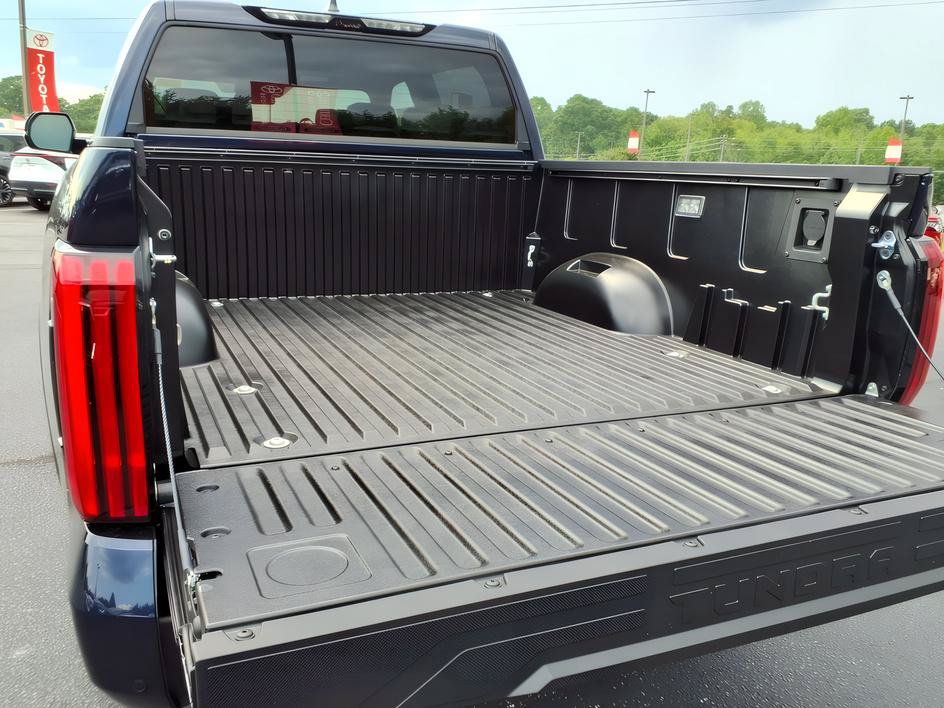 New 2026 Toyota Tundra SR5 RWD image 4