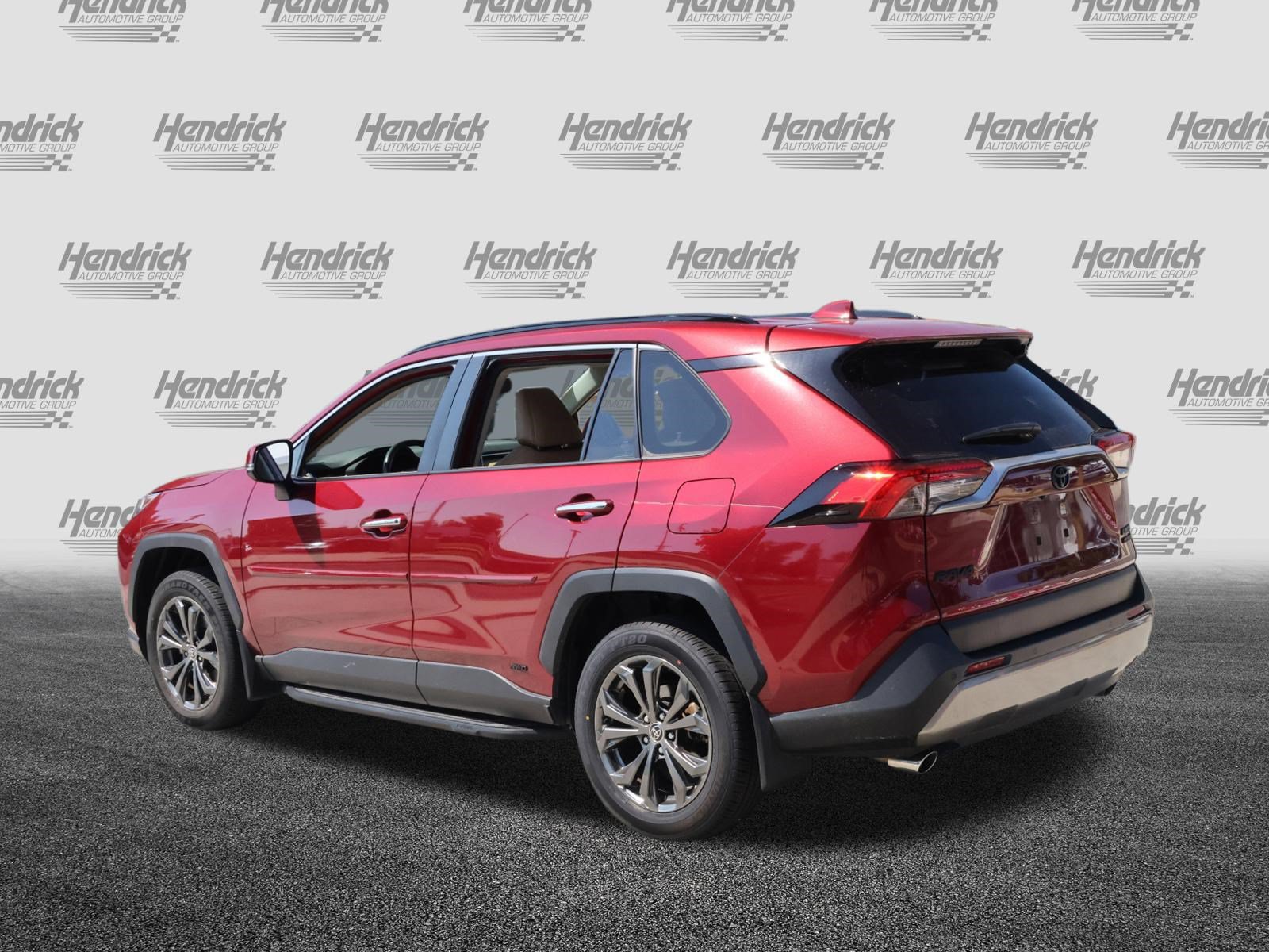 Used 2022 Toyota RAV4 Limited AWD/4WD image 7