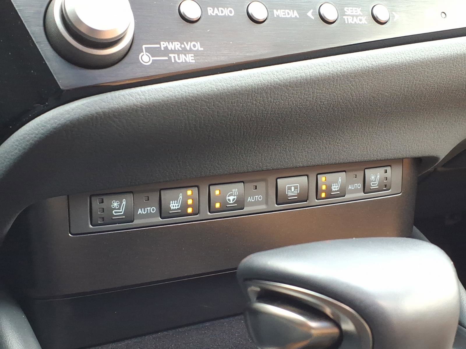 Used 2024 Lexus ES 350 Ultra Luxury w/ Accessory Package (Z1) FWD image 20
