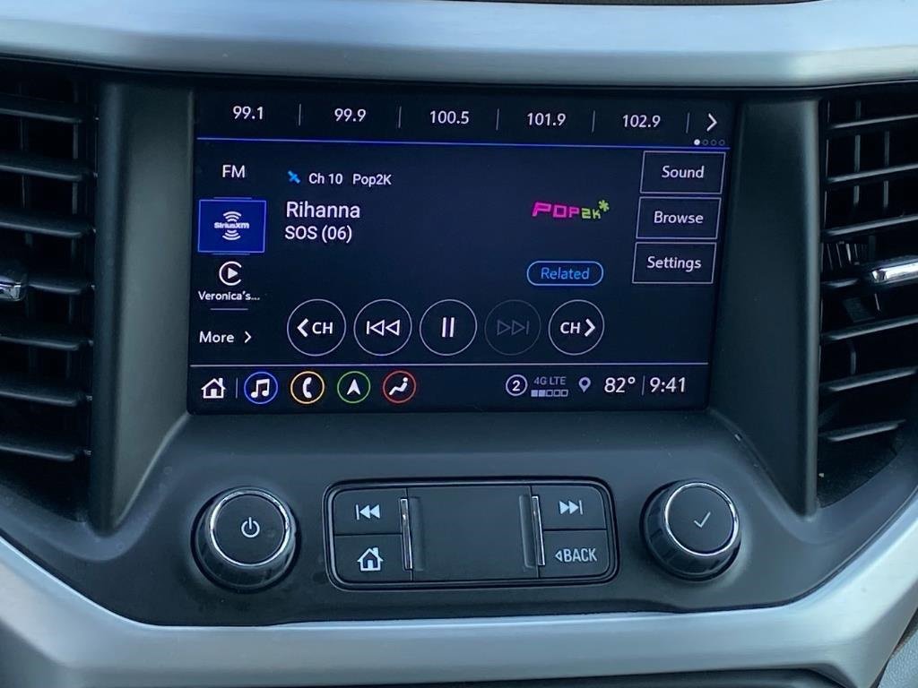 Used 2023 GMC Acadia SLT image 8